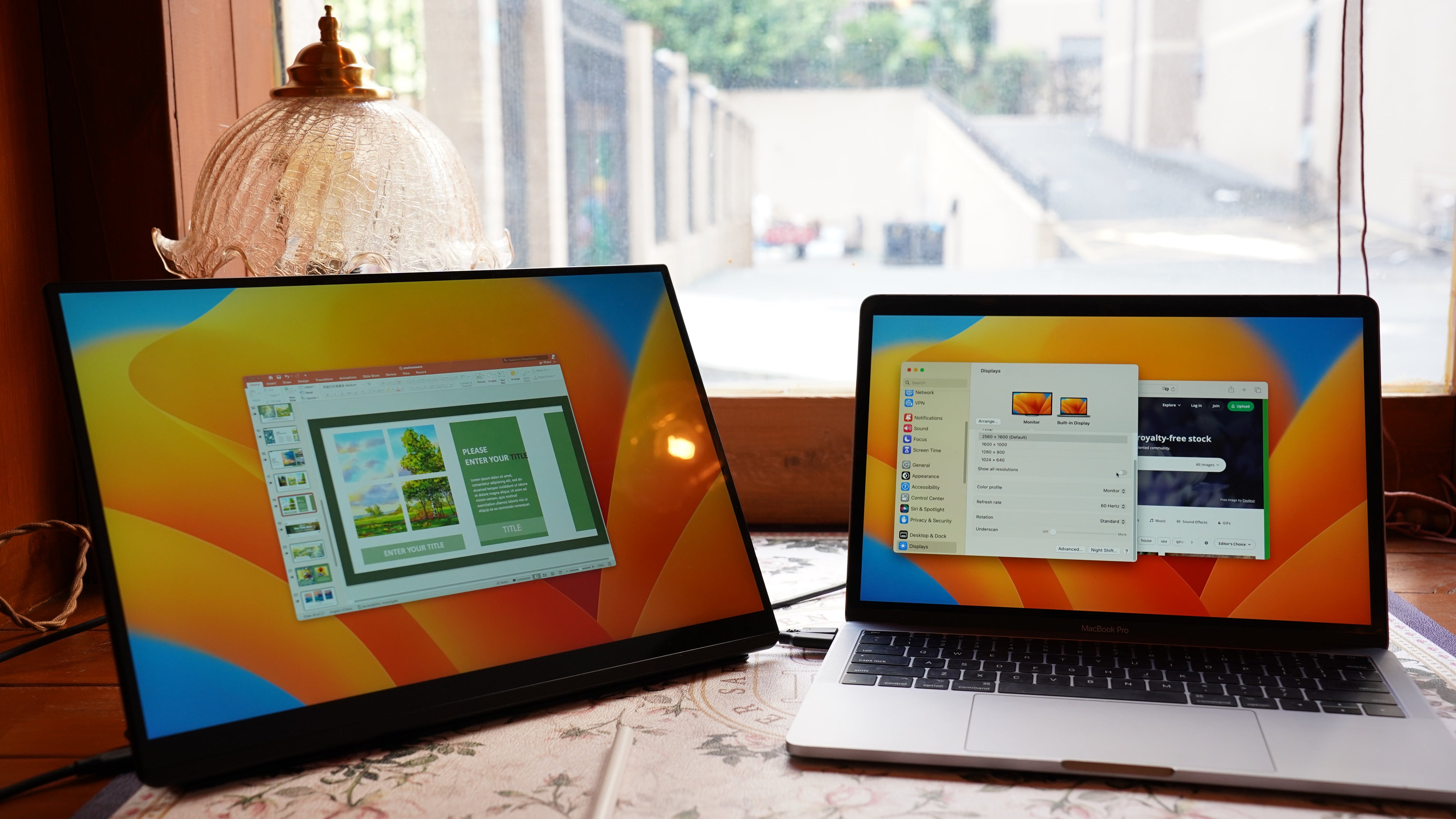 Small Screen, Big Impact: How 2K/120Hz Portable Monitors Win Over Designers and Geeks